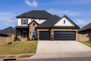 5404 SW Nandina Lane, Bentonville, AR 72713