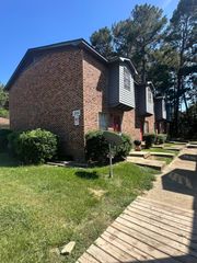 2606 McLelland St., Hattiesburg, MS 39401