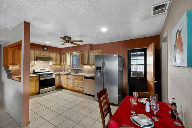 530 Coronado Drive, Bernalillo, NM 87004