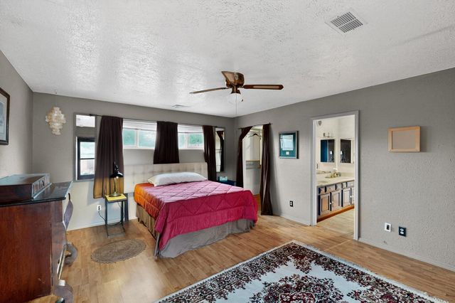 530 Coronado Drive, Bernalillo, NM 87004