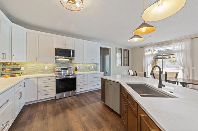 1812 Devonridge Drive, Fuquay Varina, NC 27526