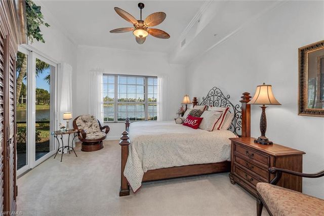 9243 Tesoro LN # 103, Naples, FL 34114