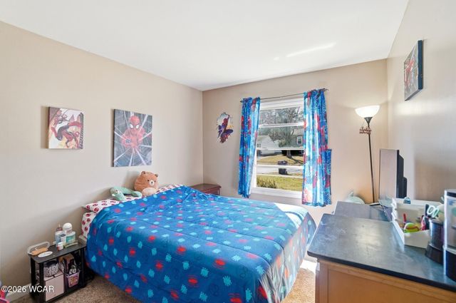 660 W Lane Avenue, Lima, OH 45801