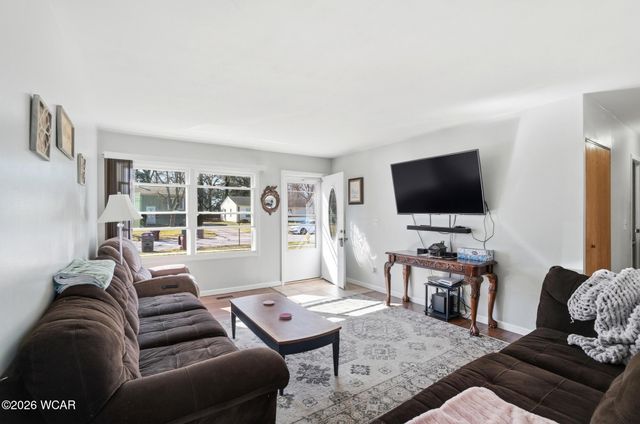 660 W Lane Avenue, Lima, OH 45801