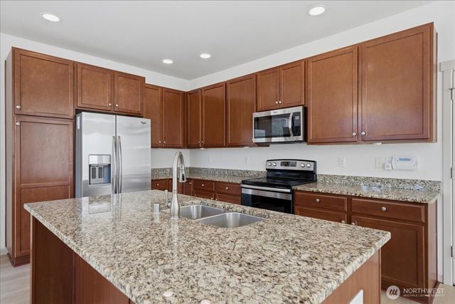 21602 NW Monterey Loop, Poulsbo, WA 98370