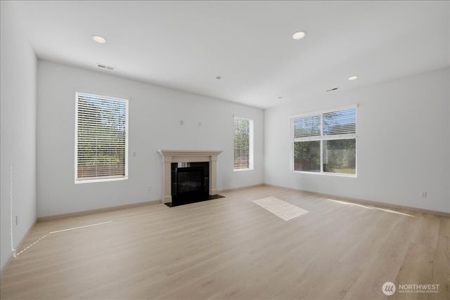 21602 NW Monterey Loop, Poulsbo, WA 98370