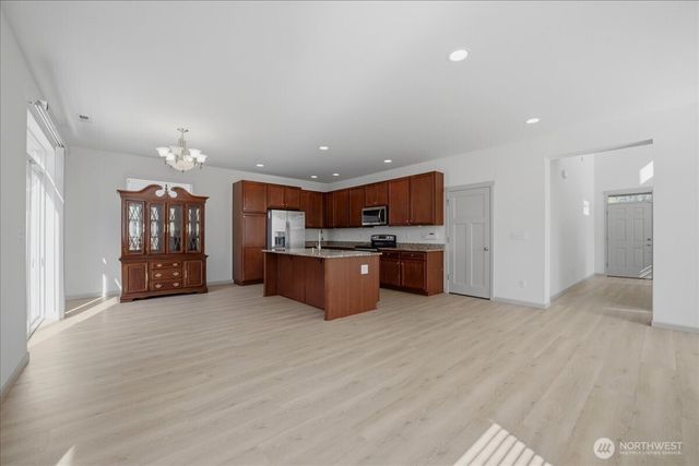 21602 NW Monterey Loop, Poulsbo, WA 98370