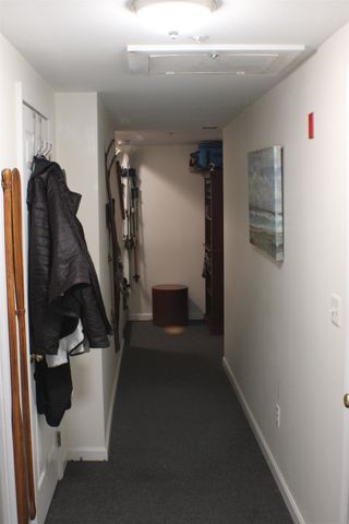 15 Elm St Apt 6, Derry, NH 03038