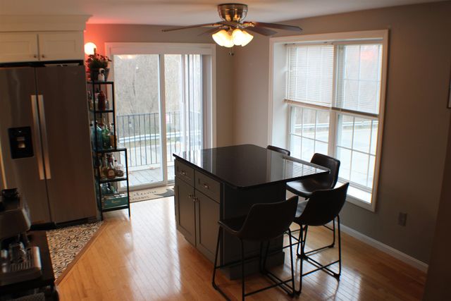 15 Elm St Apt 6, Derry, NH 03038