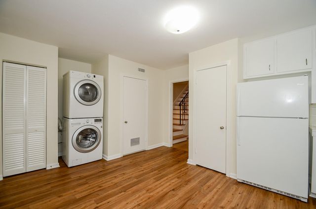 2047 & 2049 Sheridan Street N, Houston, TX 77030