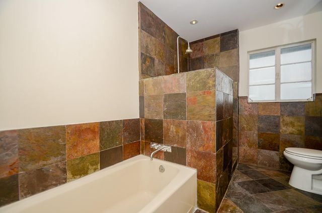 2047 & 2049 Sheridan Street N, Houston, TX 77030