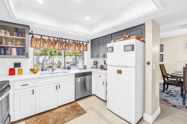 12487 93RD AVENUE, Seminole, FL 33772