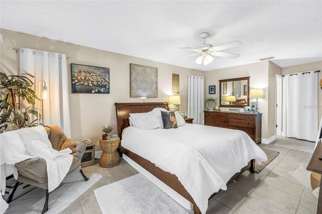 12487 93RD AVENUE, Seminole, FL 33772