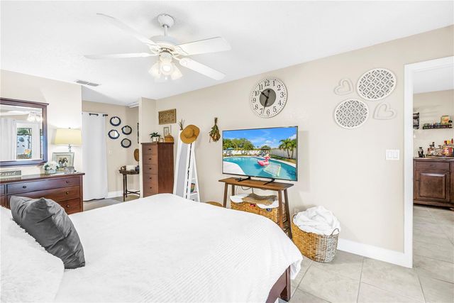 12487 93RD AVENUE, Seminole, FL 33772