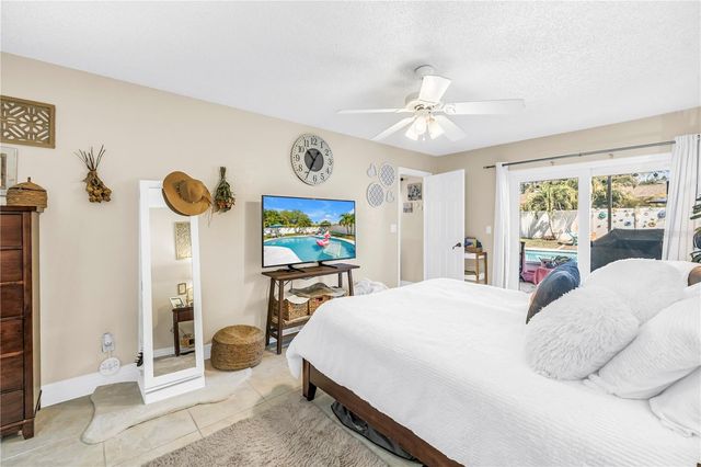 12487 93RD AVENUE, Seminole, FL 33772