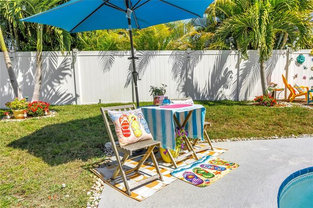 12487 93RD AVENUE, Seminole, FL 33772