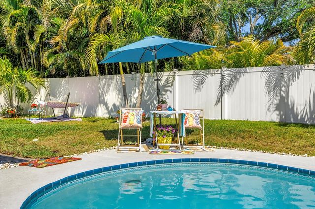 12487 93RD AVENUE, Seminole, FL 33772