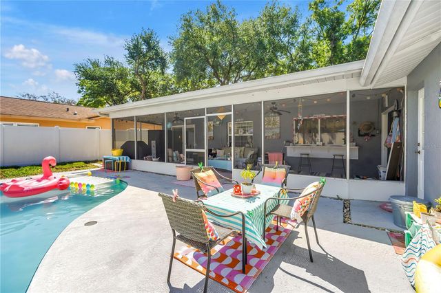 12487 93RD AVENUE, Seminole, FL 33772