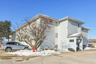 3170 W MONROE Street 311, Waukegan, IL 60085