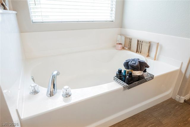 2136 Marsh Tern Court, North Las Vegas, NV 89084