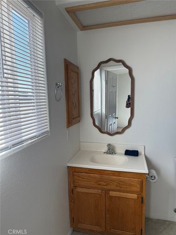 22031 Isatis, Apple Valley, CA 92307