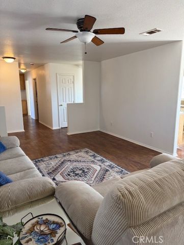 22031 Isatis, Apple Valley, CA 92307