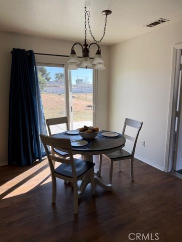 22031 Isatis, Apple Valley, CA 92307