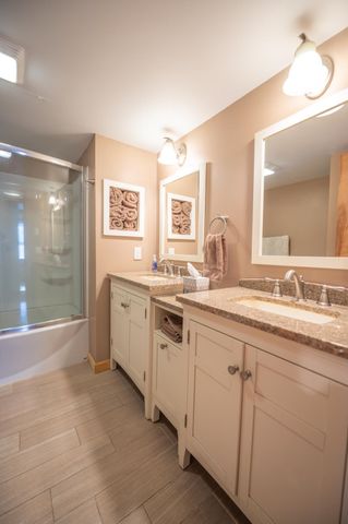 28 Summit Meadows Circle, Dover, VT 05356