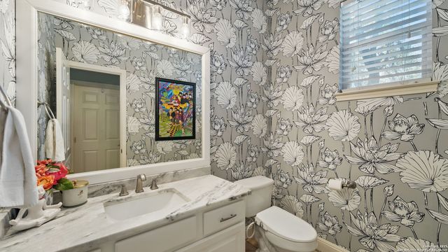 212 Wentworth, Spring Branch, TX 78070