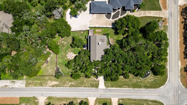 212 Wentworth, Spring Branch, TX 78070