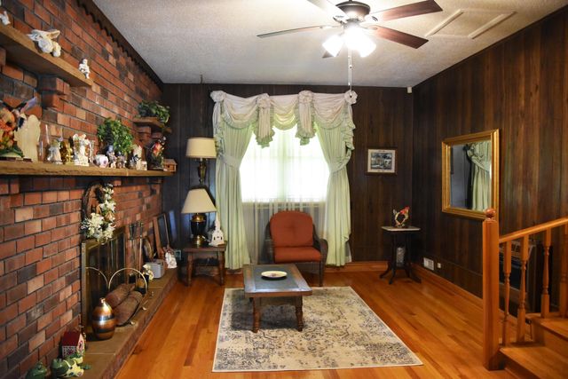 450 Main Street, Palmer, TN 37365