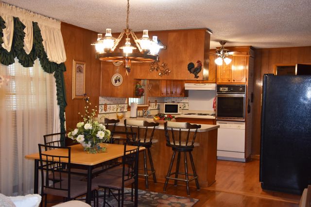 450 Main Street, Palmer, TN 37365