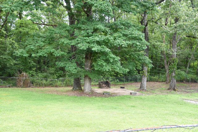 450 Main Street, Palmer, TN 37365