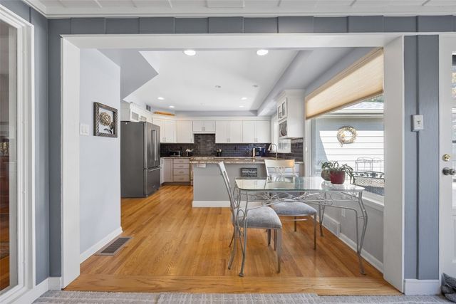 1911 Ridgeway Drive SE, Cedar Rapids, IA 52403