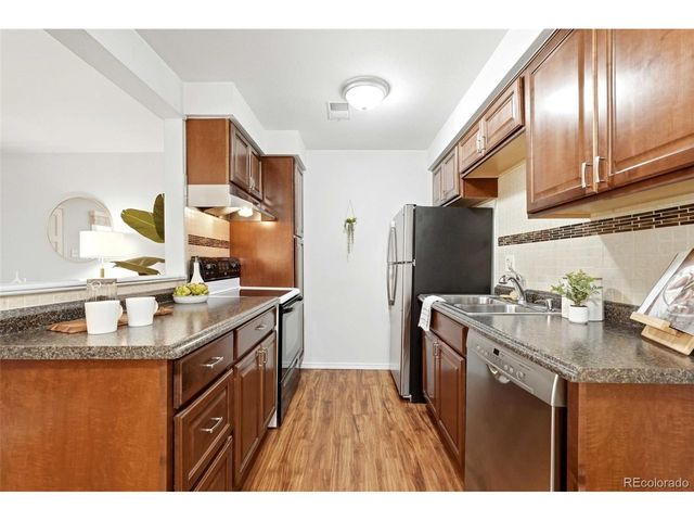 1496 S Pierson St 106, Denver, CO 80232