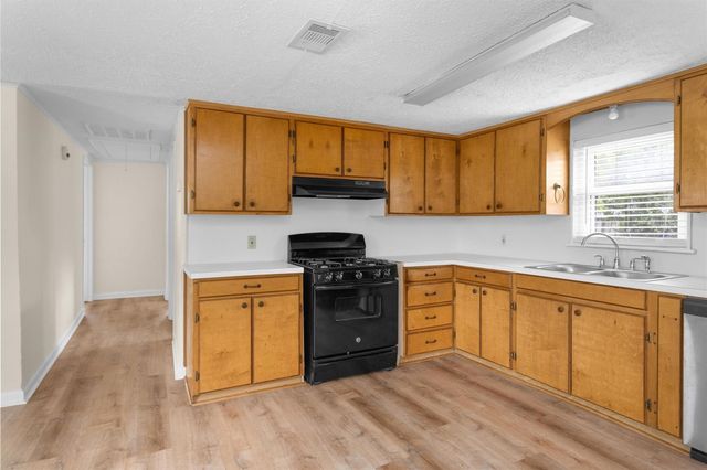 6002 Shelburne Street, Houston, TX 77396