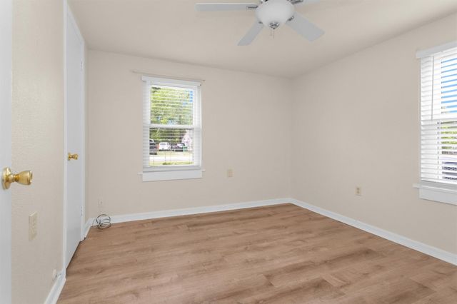 6002 Shelburne Street, Houston, TX 77396