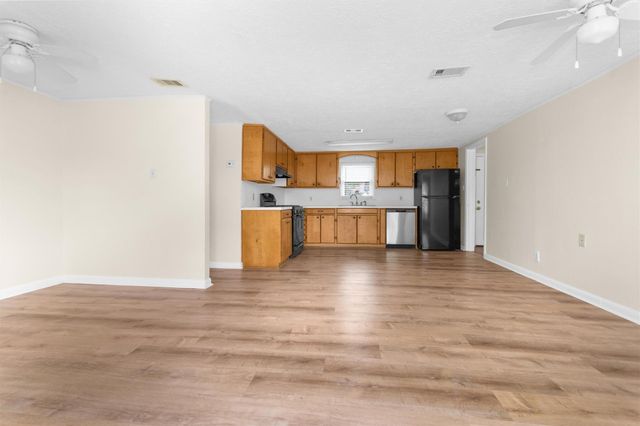 6002 Shelburne Street, Houston, TX 77396