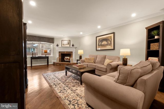 5203 COTTINGHAM PL, Alexandria, VA 22304