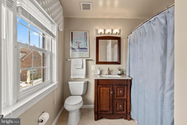 5203 COTTINGHAM PL, Alexandria, VA 22304