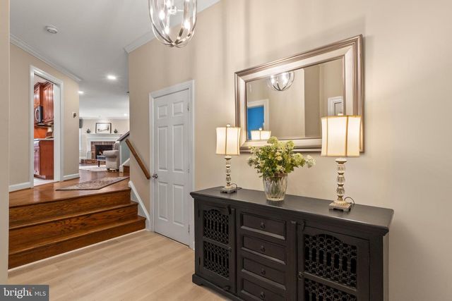 5203 COTTINGHAM PL, Alexandria, VA 22304