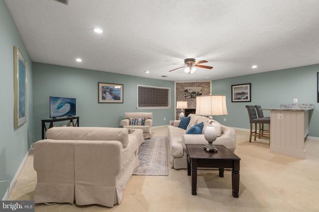 5203 COTTINGHAM PL, Alexandria, VA 22304