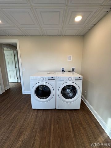 2 Agassiz Circle A, Buffalo, NY 14214