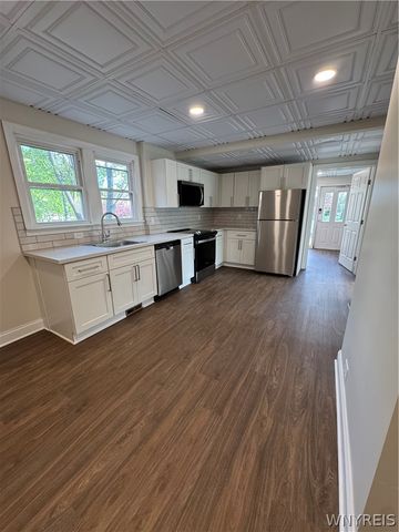 2 Agassiz Circle A, Buffalo, NY 14214