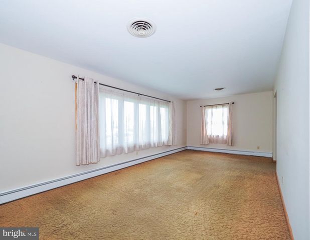 132 S PARKE ST, Aberdeen, MD 21001