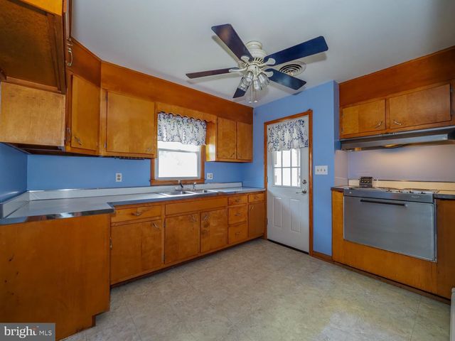 132 S PARKE ST, Aberdeen, MD 21001