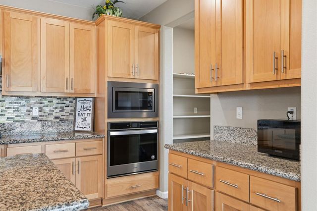 1816 Fire Power Ave, Manteca, CA 95337