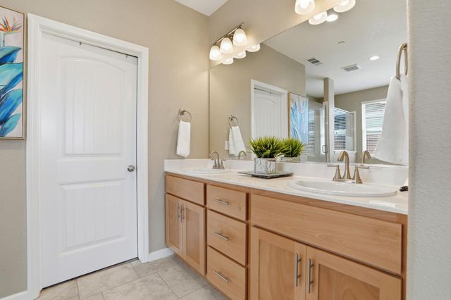 1816 Fire Power Ave, Manteca, CA 95337