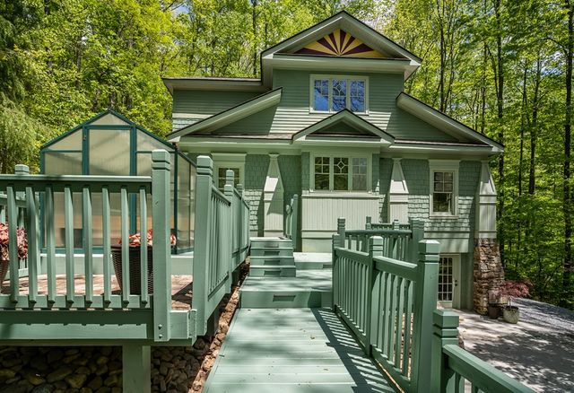 8954 Doublehead Gap Road, Blue Ridge, GA 30513