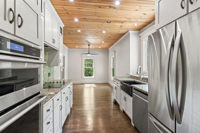8954 Doublehead Gap Road, Blue Ridge, GA 30513